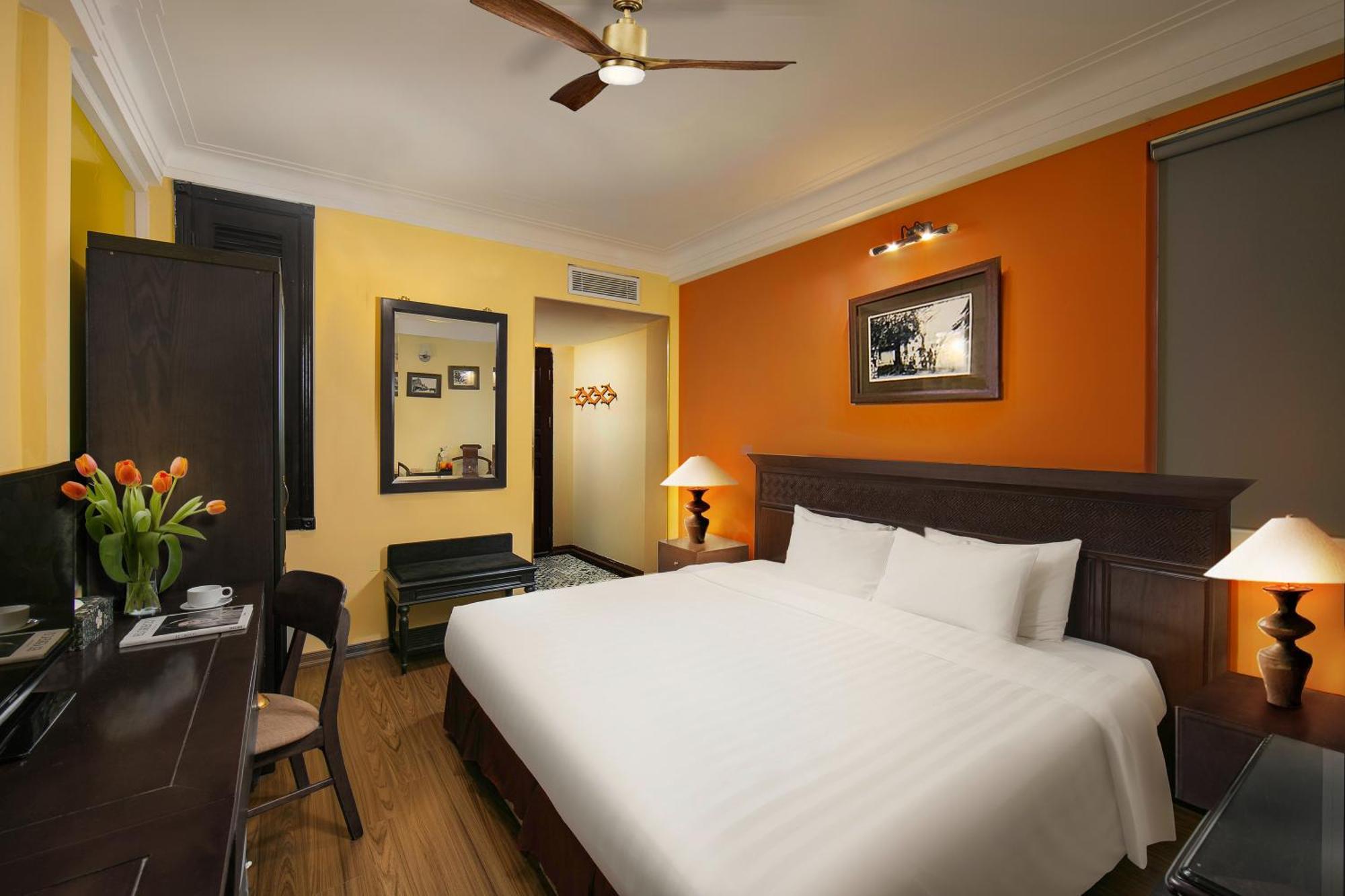 Classic Street Hotel Ханой Экстерьер фото